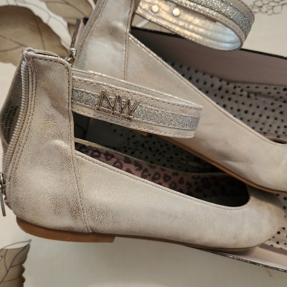 Silver Nine West Kids Size 4 Shoes